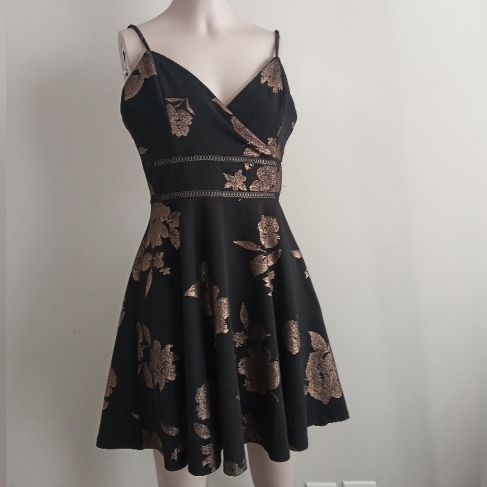 Black and gold metallic floral print babydoll dress size large